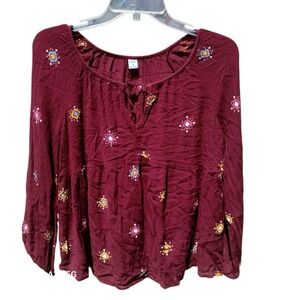 Old Navy Maroon Blouse
Women’s size M